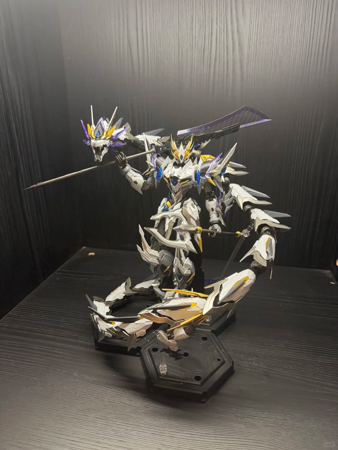 【신규 색상】MOTOR NUCLEAR MNP-XH04W - Model Kit Fenrir 리뷰 및 가격