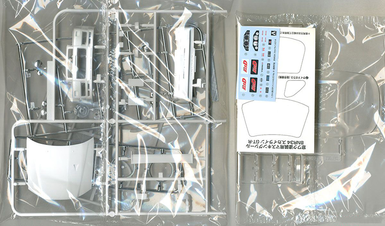 아오시마 05733 1/24 이니셜 D 스카이라인 GT - Model Kit R34 리뷰 및 가격