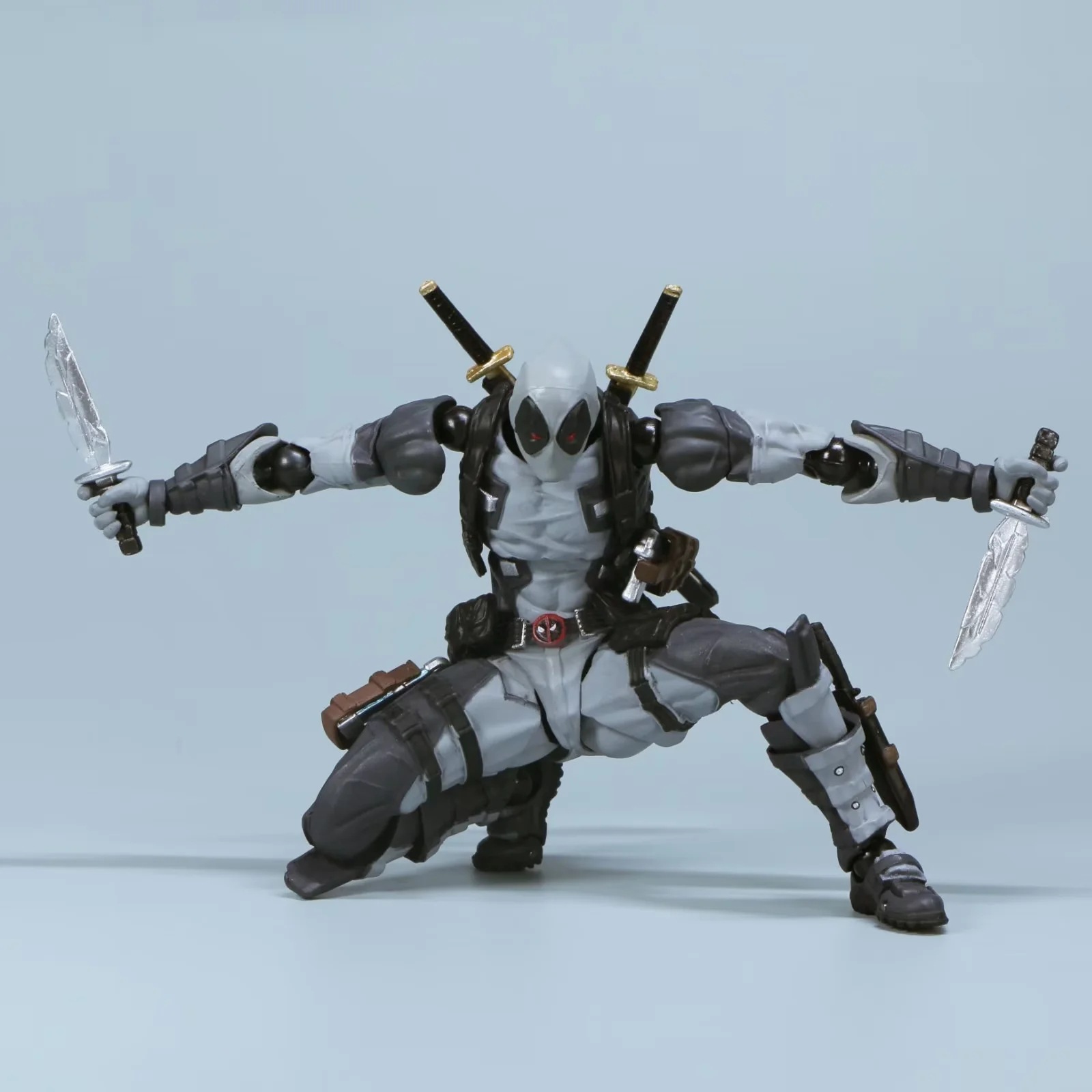 놀라운 야마구치 데드 풀 2.0 그레이 액션 피규어 돌 - Model Kit Batman 리뷰 및 가격