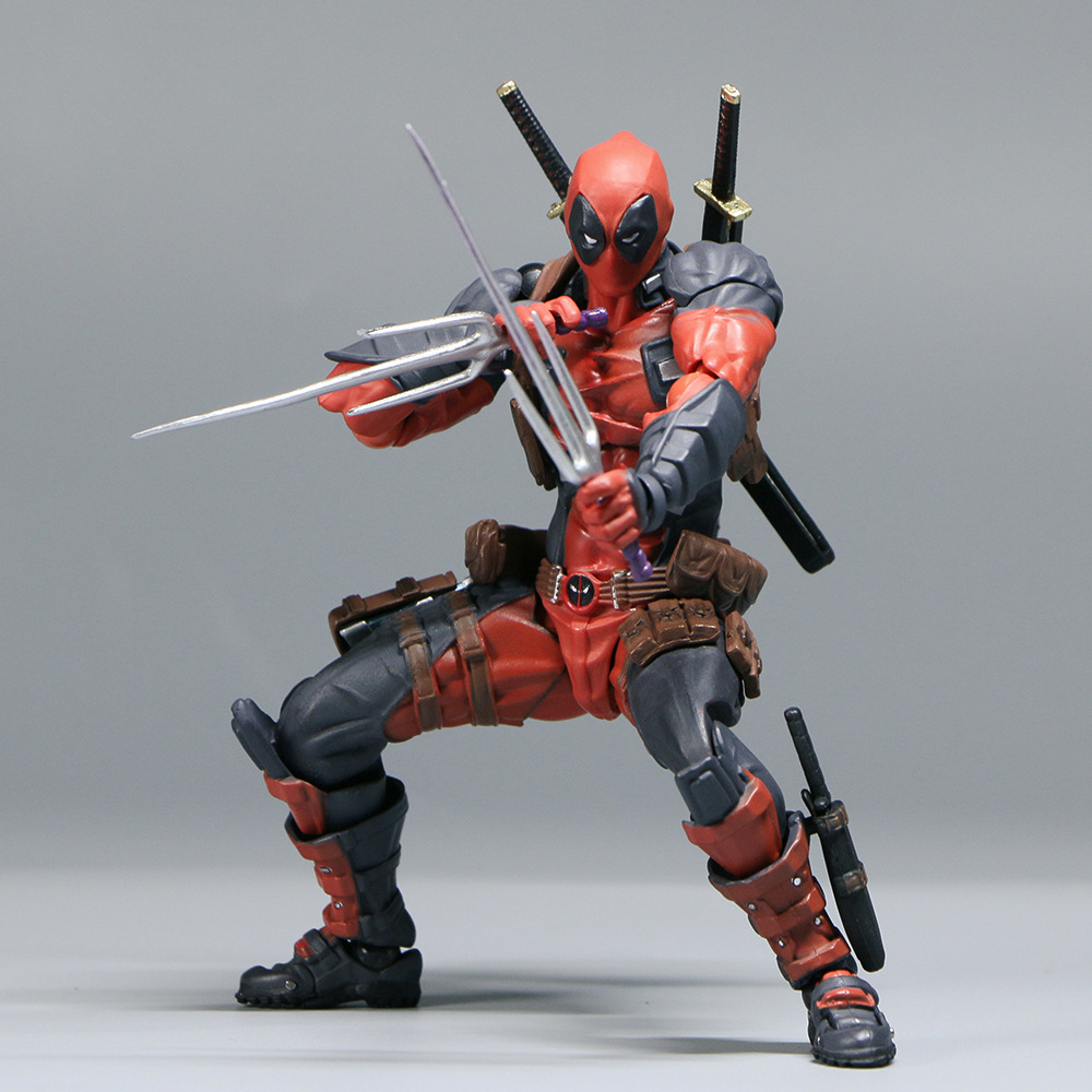 놀라운 야마구치 데드 풀 2.0 액션 피규어 장난감 1 - Model Kit Batman 리뷰 및 가격